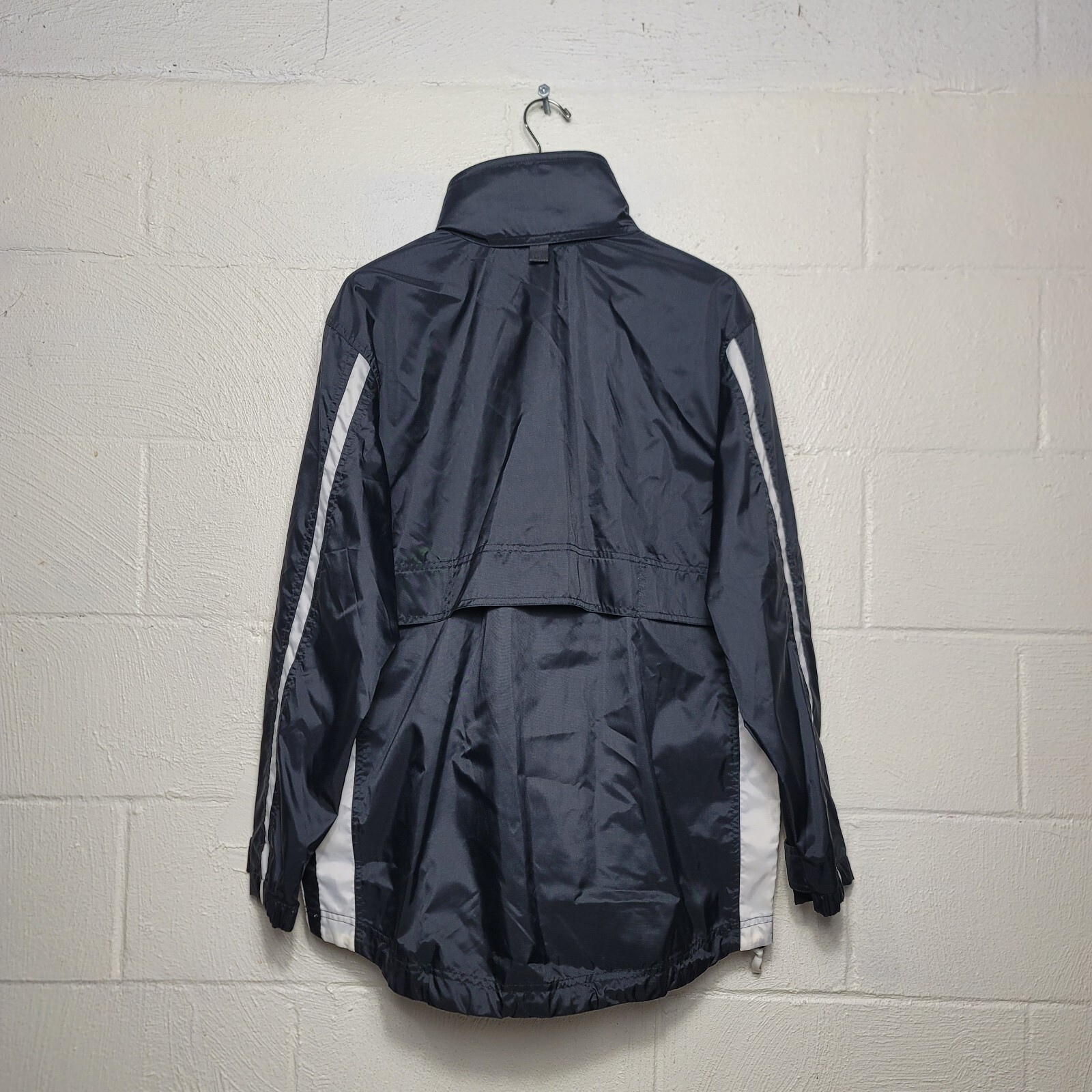 SACAI X NIKE Giacca a vento vintage anni 90 Y2K Nike nera foderata con etichetta zip intera righe uomo S