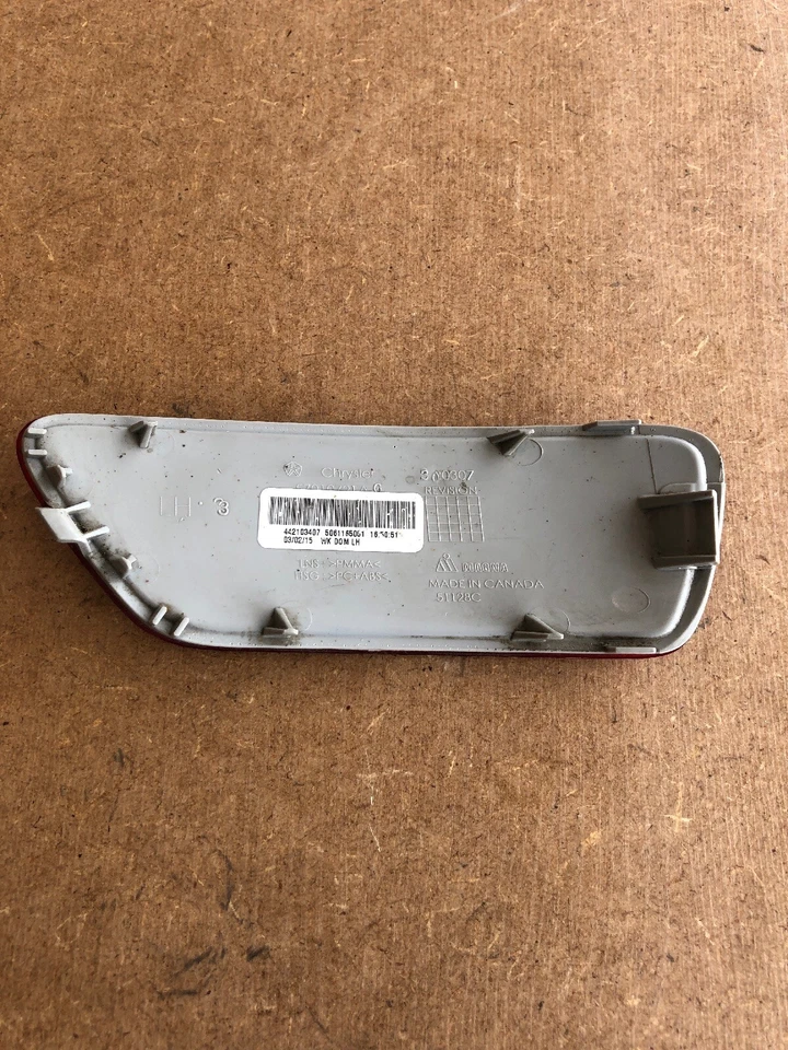 Dodge Journey Jeep Compass Cherokee 2011-2017 parachoques trasero izquierdo marcador reflector  Foto 3 de 4