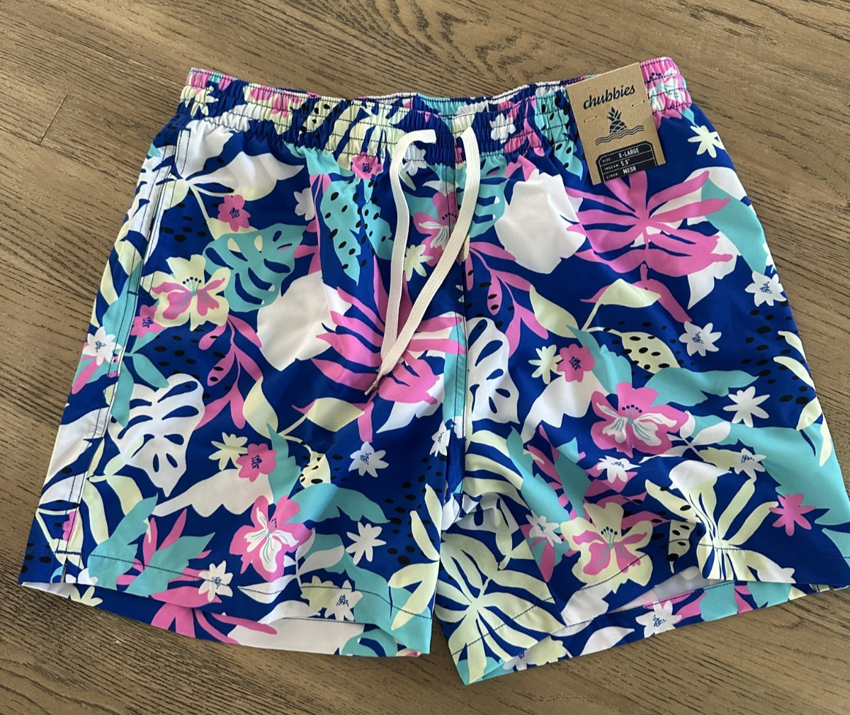 Chubbies Floral Surprises 5.5” Classic Swim Trunk Men's XL Lined Retails $69 NWT