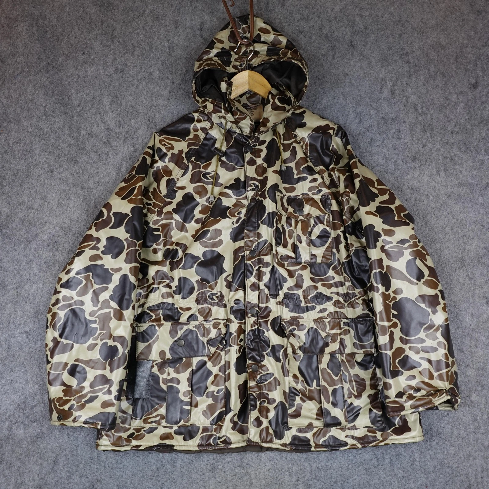 Vintage Duck Bay Jacket Mens Medium Brown Camo PVC Rain Coat Waterproof Hunting
Opens in a new windo
