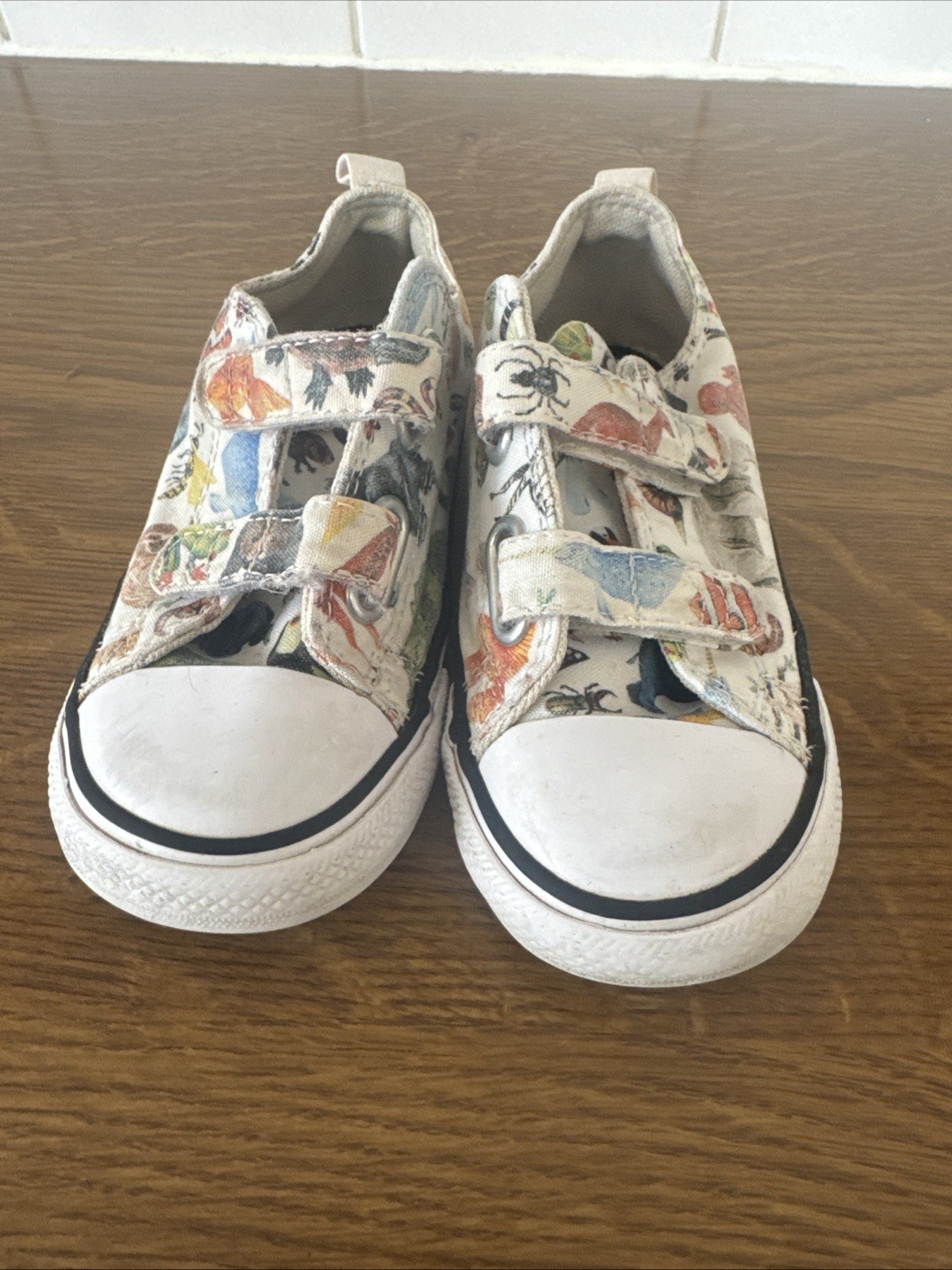 All Star Converse Trainers For Boys,Size 9,Animal Print,Used But Good Condition All Star Converse Trainers For Boys,Size 9,Animal Print,Used But Good Condition