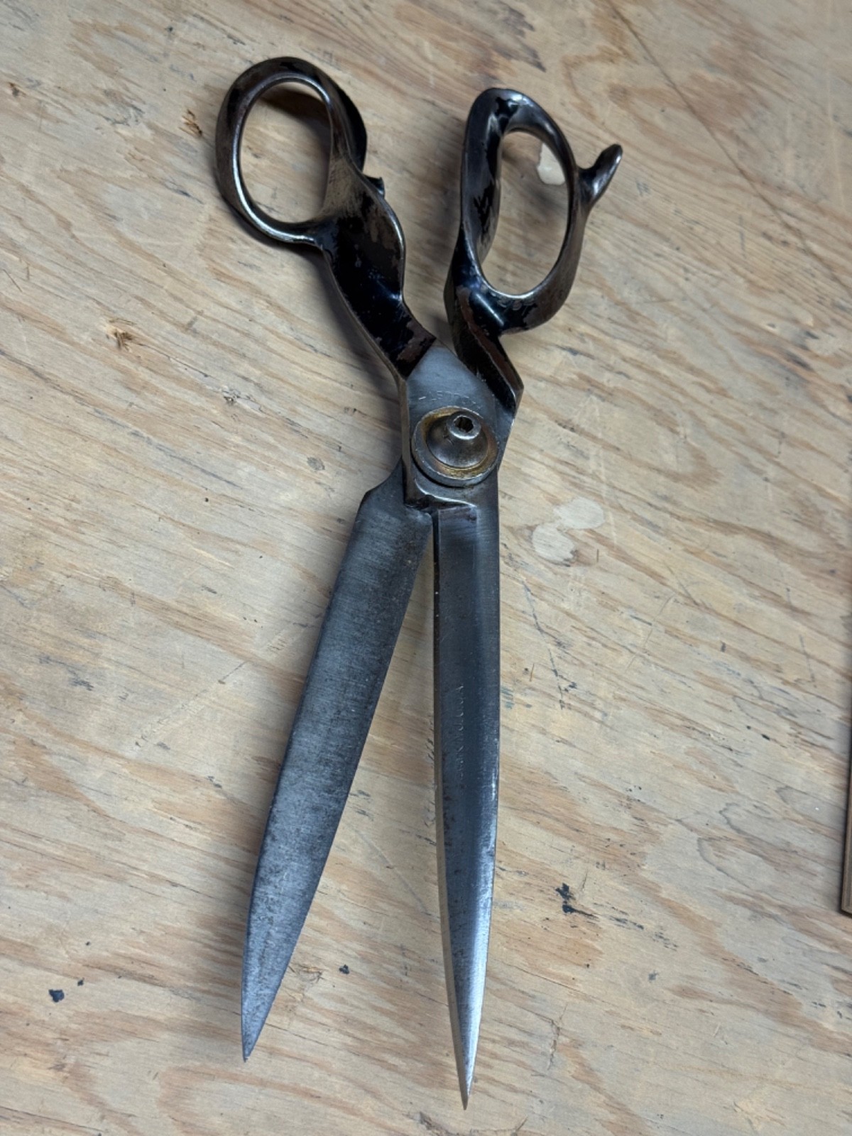 Antique Tailor Shears 13" no markings possibly Clauss