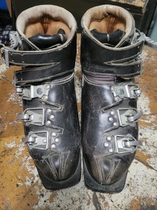1960s Vintage Men's Henke Vintage Ski Boots Size  6
