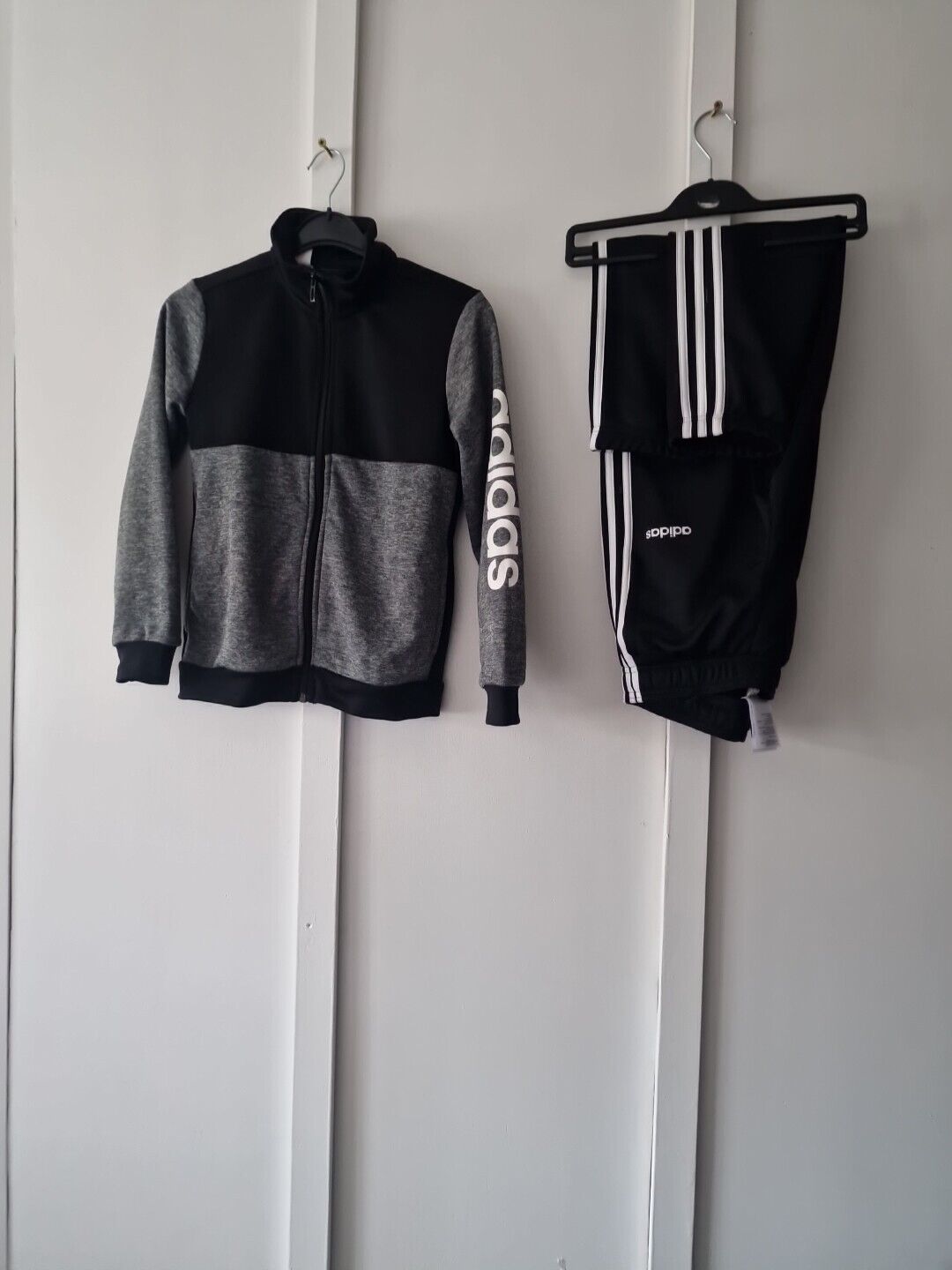 Picture 1 of 14