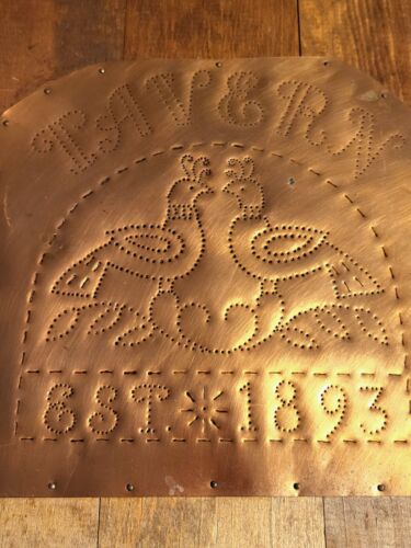 Art, 1893 Tavern Copper Punched Metal On Wood,ART Old Wall Sculpture, Vintage - Picture 2 of 5