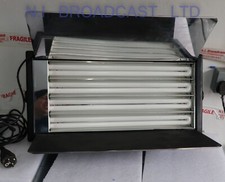 1x Lupo Quadrilight Fluroscent Softlight (wysoka częstotliwość) Wejście 230v 220 W