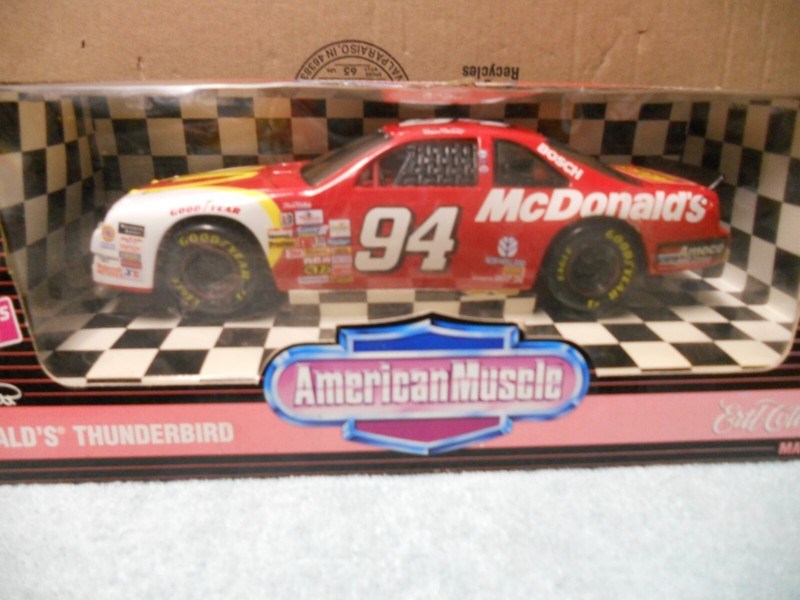 1/18 Ertl nascar 1996 #94 Bill Elliott McDonalds Ford T-Bird