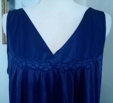 Vanity Fair Large Nightgown Blue Sleeveless Embroidered V Neck