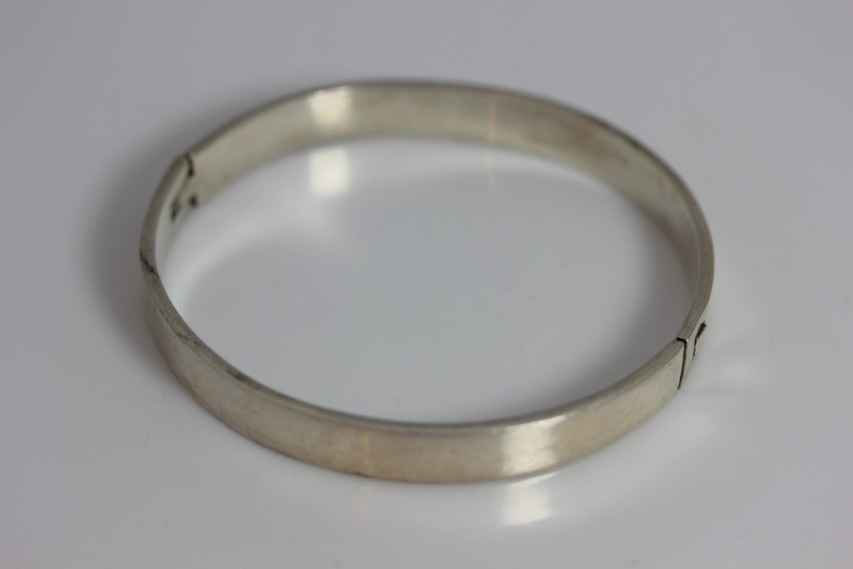 925 Sterling Silver 8mm Wide Flat Bangle Bracelet 7.25