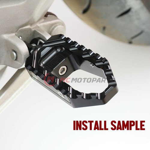 CNC TOUR Front Foot Pegs Black For Kawasaki Z650RS 22 23 - Foto 4 di 5