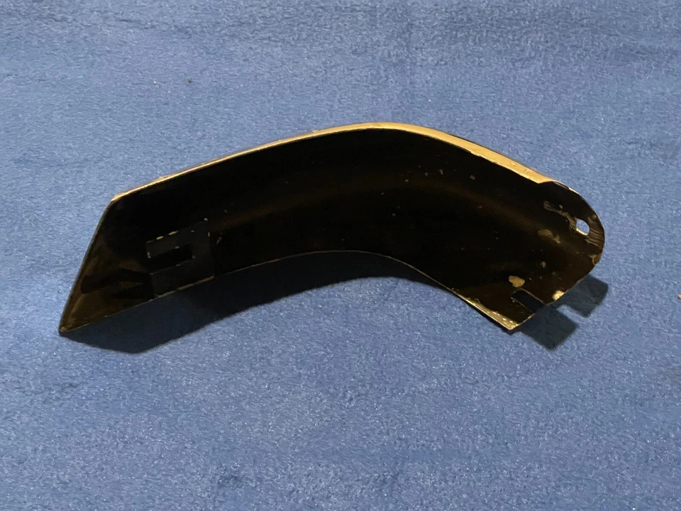 Parachoques trasero izquierdo esquina bmw e10 oem 1600 1800 2002tii alpina Foto 4 de 4