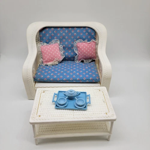 1983 Mattel Barbie Dream Cottage White Wicker Loveseat Pull Out & Table Tea Set