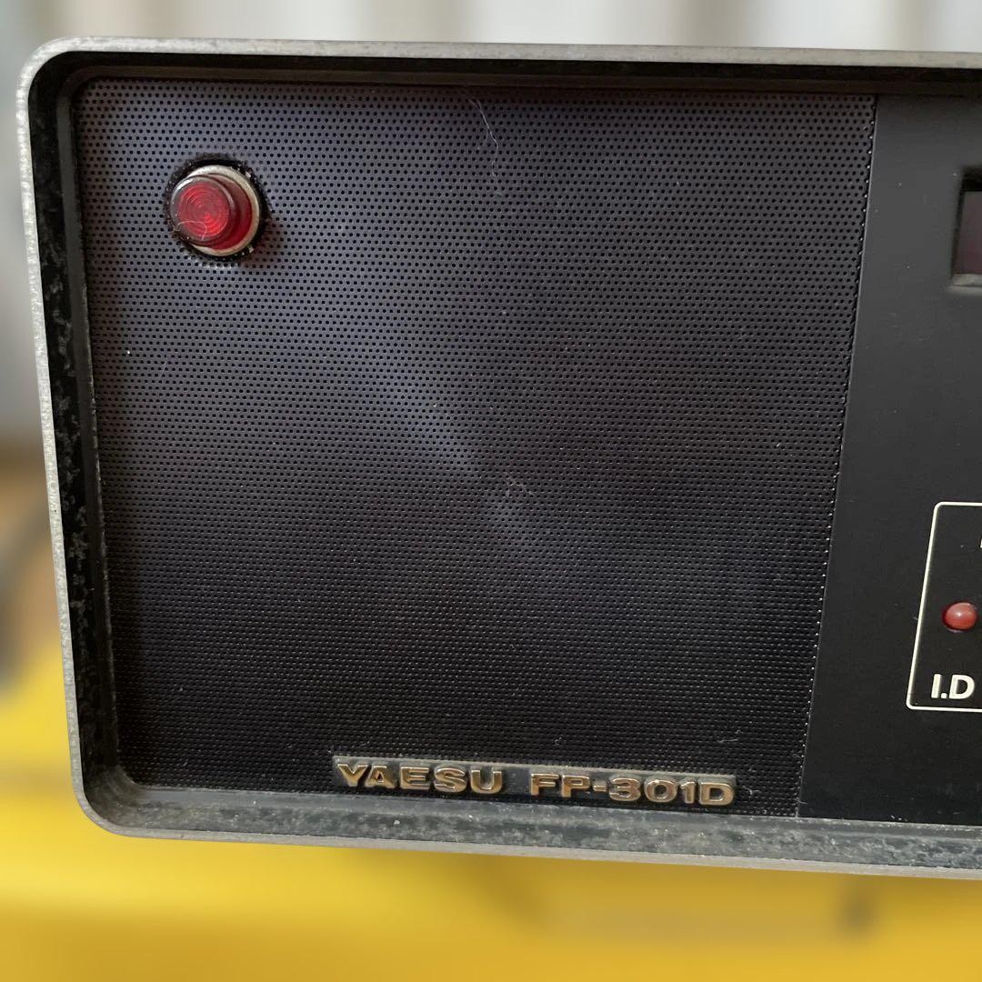 YAESU FP-301D 受信機 Yaesu FP-301D Deluxe AC Power Supply for FT-301 Series