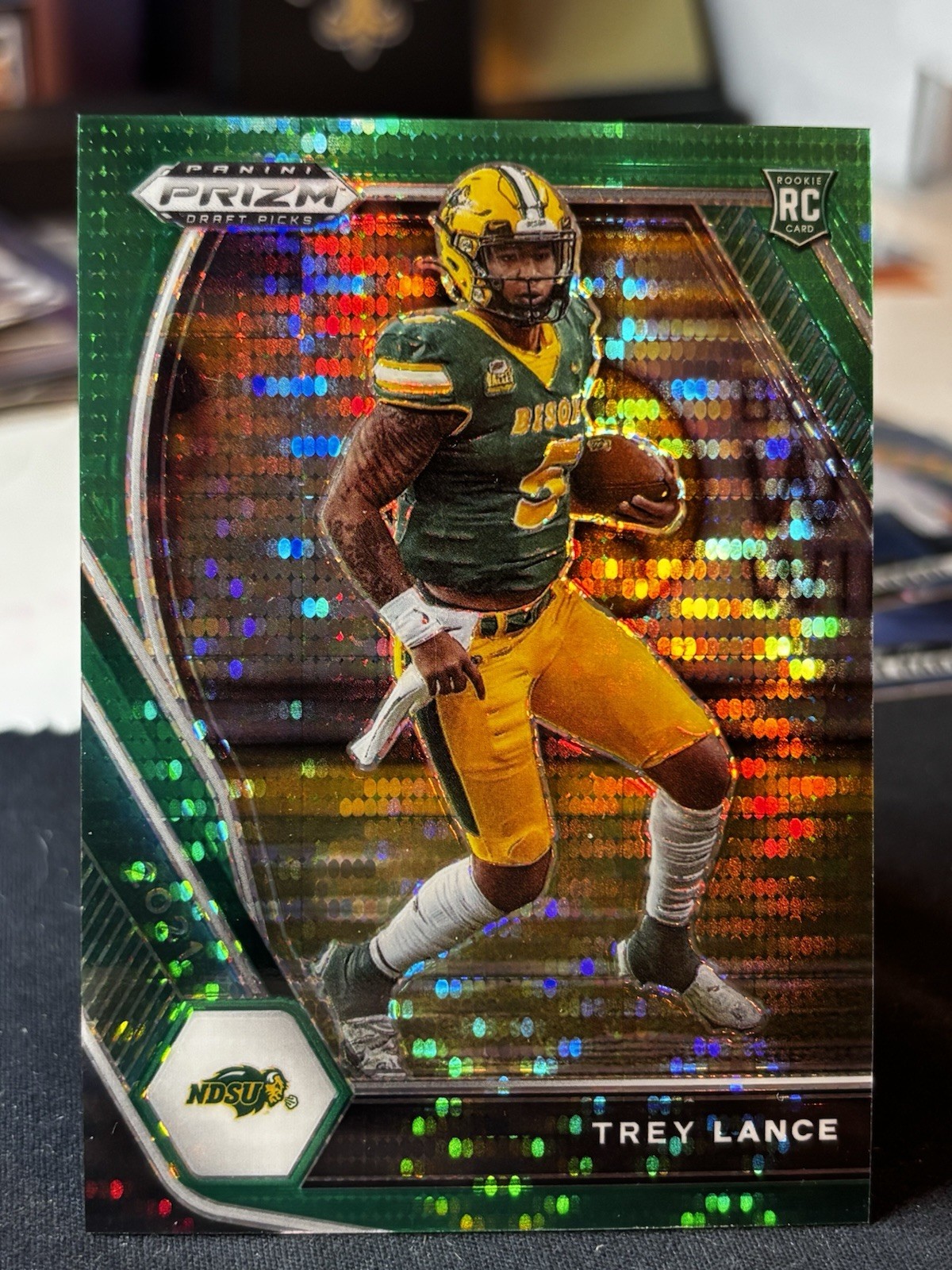 TREY LANCE 2021 PRIZM DRAFT PICKS #120 GREEN PULSAR PRIZM /25 (RC) - NDSU