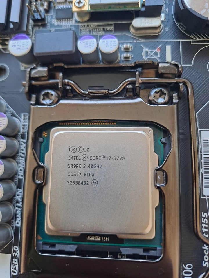 Intel I7 3770 + Gigabyte GH-77N-WIFI Mini ITX Motherboard Socket LGA1155 - Bild 3 von 4