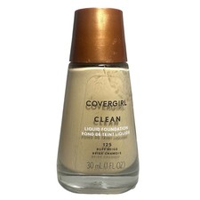 Covergirl Clean Liquid Foundation 125 Buff Beige 30 mL NEW