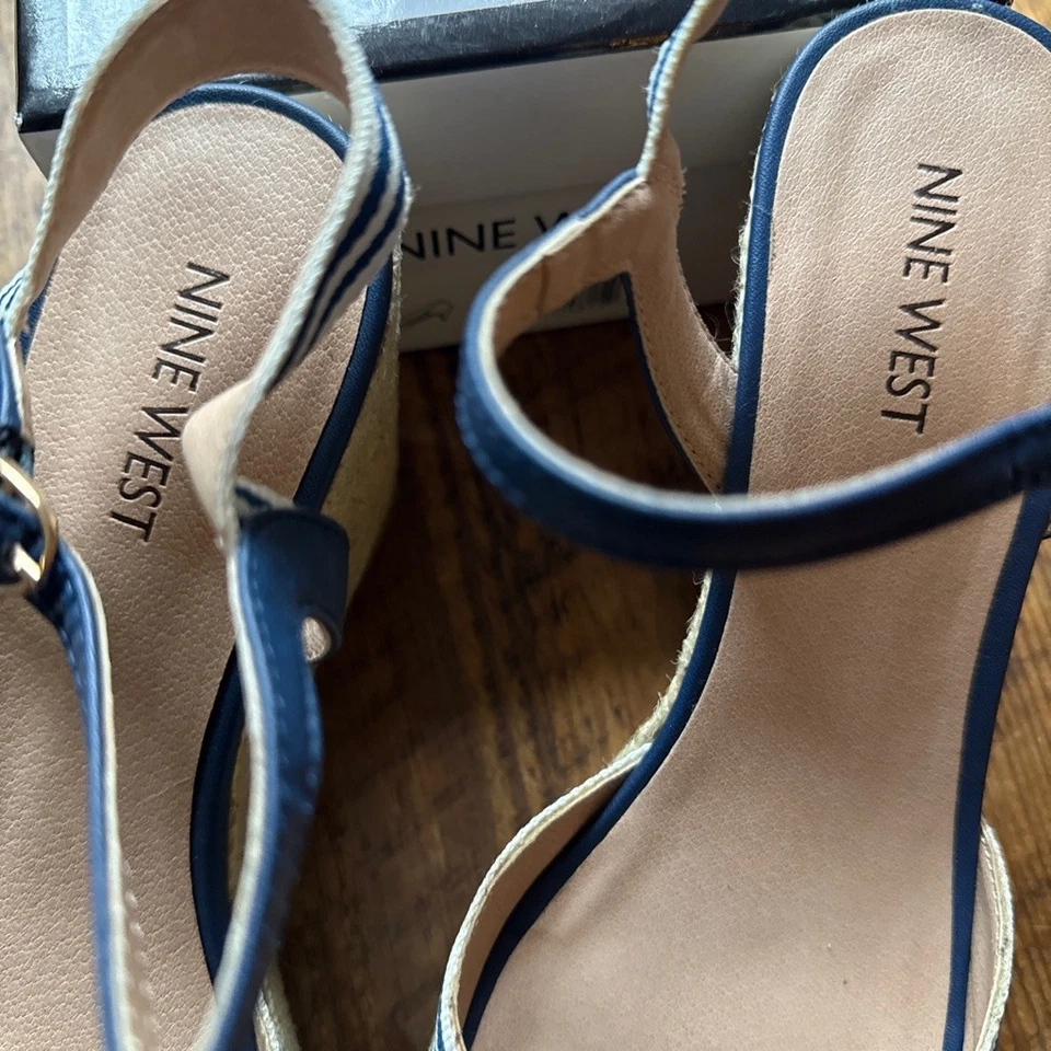 Sandalias de cuña para mujer Nine West azul marino blanco alpargata a rayas talla 8 Foto 2 de 4