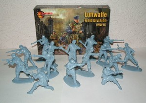 ebay plastic toy soldiers