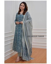 New straight kurta set with new style in saganeri block print for women