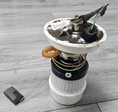 ✅ GENUINE FORD FOCUS MK2 1.6 PETROL FUEL PUMP SENDER 3M51-9H307-AV 2005 - 2011 - Image 1 of 4
