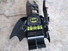 LEGO DC Super Heroes 6864: Batmobile and the Two-Face Chase 98%