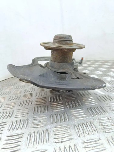 MERCEDES-BENZ C W204 Radnaben vorne links A2044202544 2.14 Diesel 2012 33340336