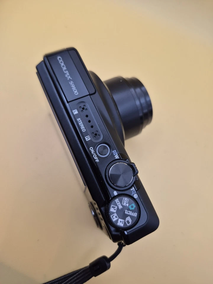 Nikon COOLPIX S9100, Foto 2 von 5