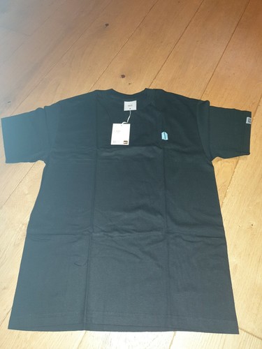 Official BTS logo World Tour T-Shirt logo beyond the scene l large new sealed
