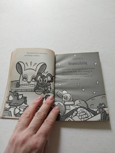 NICKELODEON RUGRATS (RUGRATS IN THE RING MINI PAPERBACK BOOK) SARAH WILSON - Picture 15 of 17