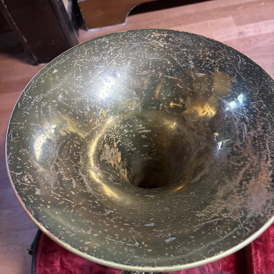 Selmer Bundy Cuerno Francés Único Latón, EE. UU., Buen Estado Con Estuche Rígido Foto 3 de 4