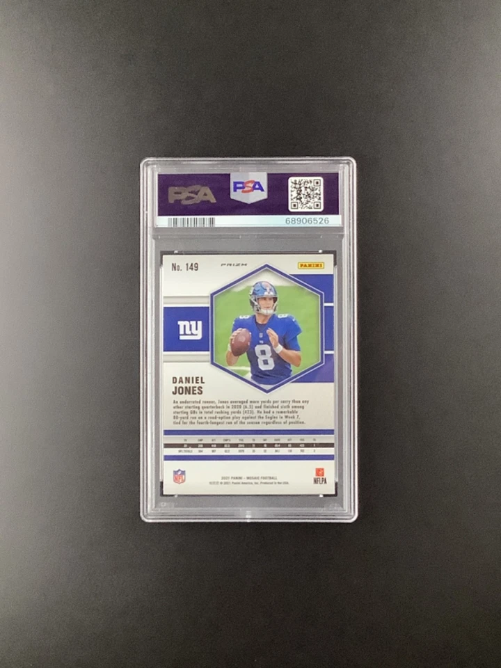2021 Panini Mosaic Daniel Jones Rookie Peacock Choice SSP PSA 10 POP 3 - Image 2 of 2
