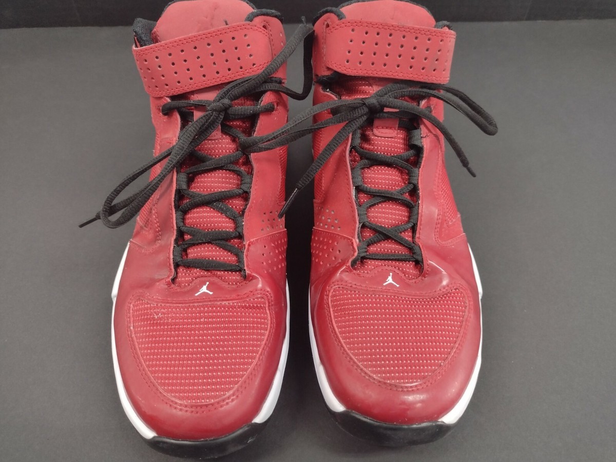 Jordan BCT Mid Game Red Men display picture 1