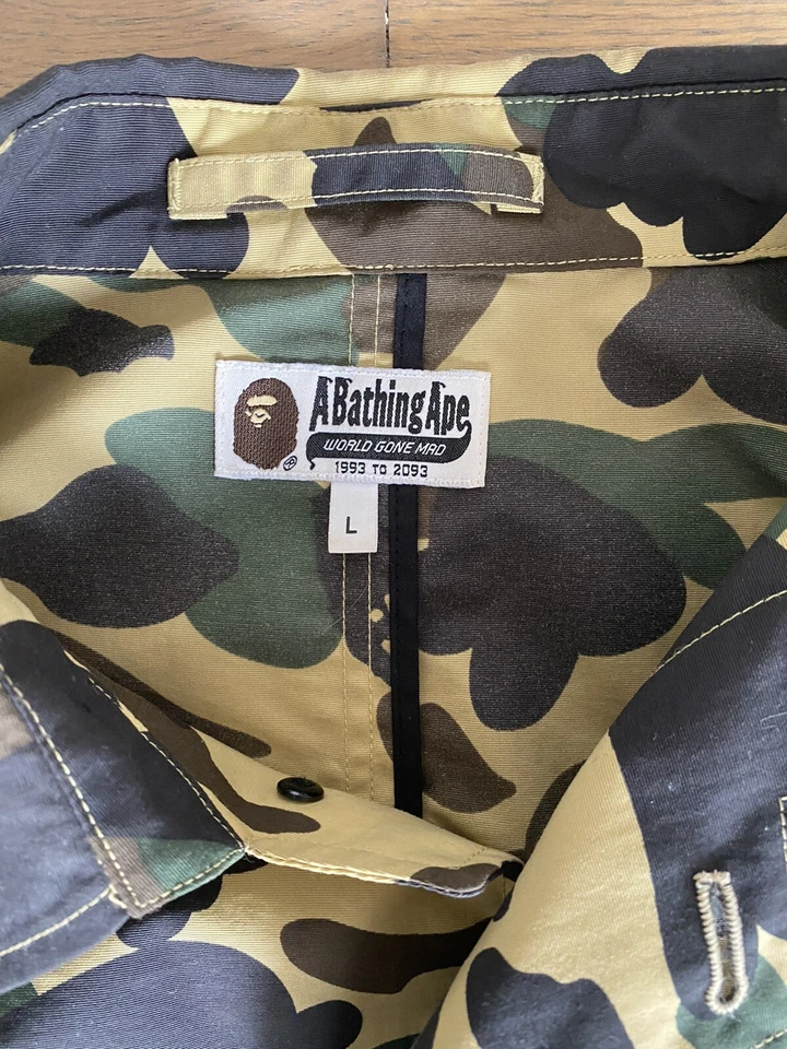 Gabardina de lluvia BAPE 1ª camuflaje verde talla L Foto 3 de 4