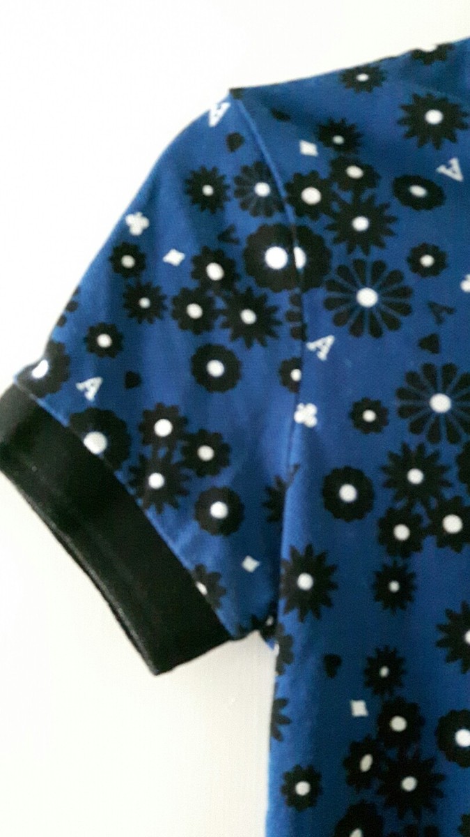 BNWT AMY WINEHOUSE FRED PERRY NAVY BLUE FLOWER POLO TOP SIZE