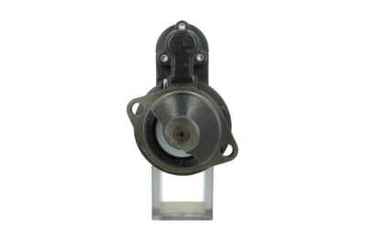 Neu  Anlasser passend für Atlas 2.4 kw 12  Volt 0001362046+