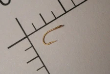 500 MUSTAD & SON #17 Fly Tying Hooks HAMECONS Irlandais Tiny Fine Wire Bulk204CY