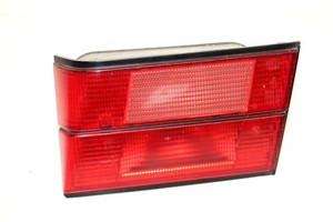 BMW 5er E34 Rückleuchte Heckleuchte Rücklicht Leuchte hinten links P21W32CP