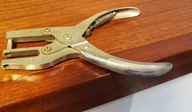 Vintage Bernard Trade Mark Triumph Schollhorn Co Leather Eyelet Punch