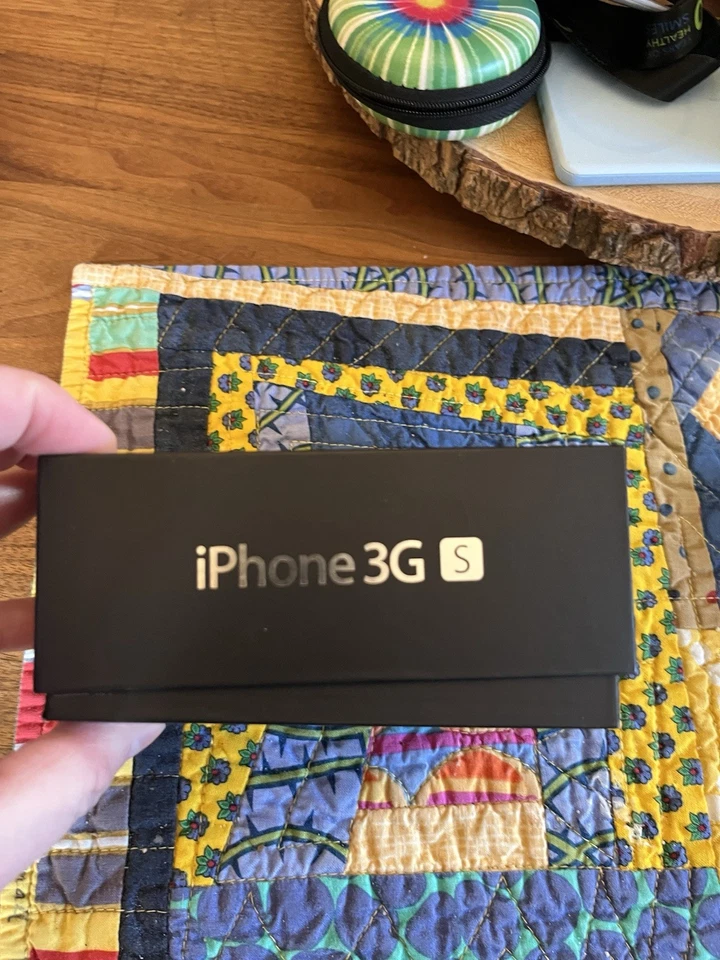 Apple  iPhone 3 64 GB black original box included  - Image 2 of 3