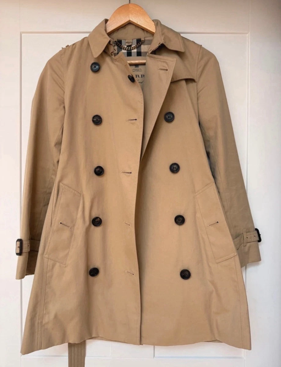 Gabardina Burberry Kensington longitud media beige