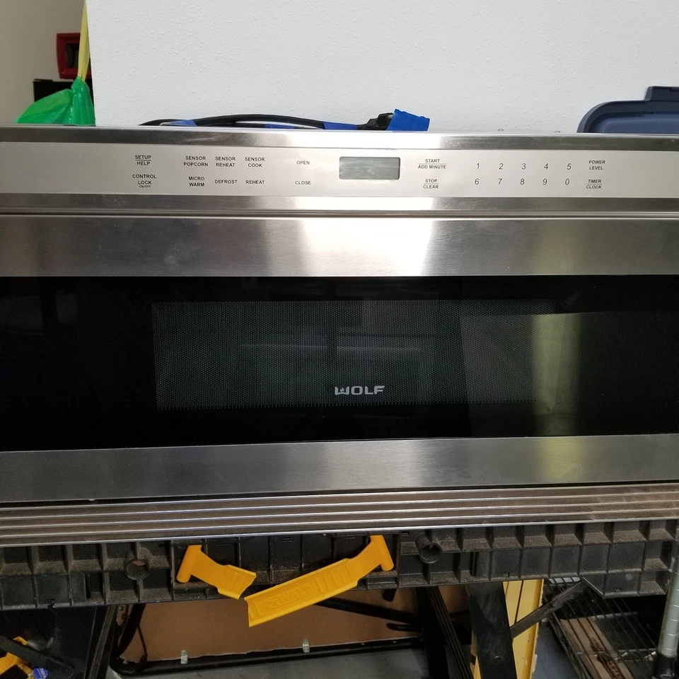 Cajón para microondas incorporado de transición de acero inoxidable Wolf 30" - MWD30-2F/S Foto 4 de 4