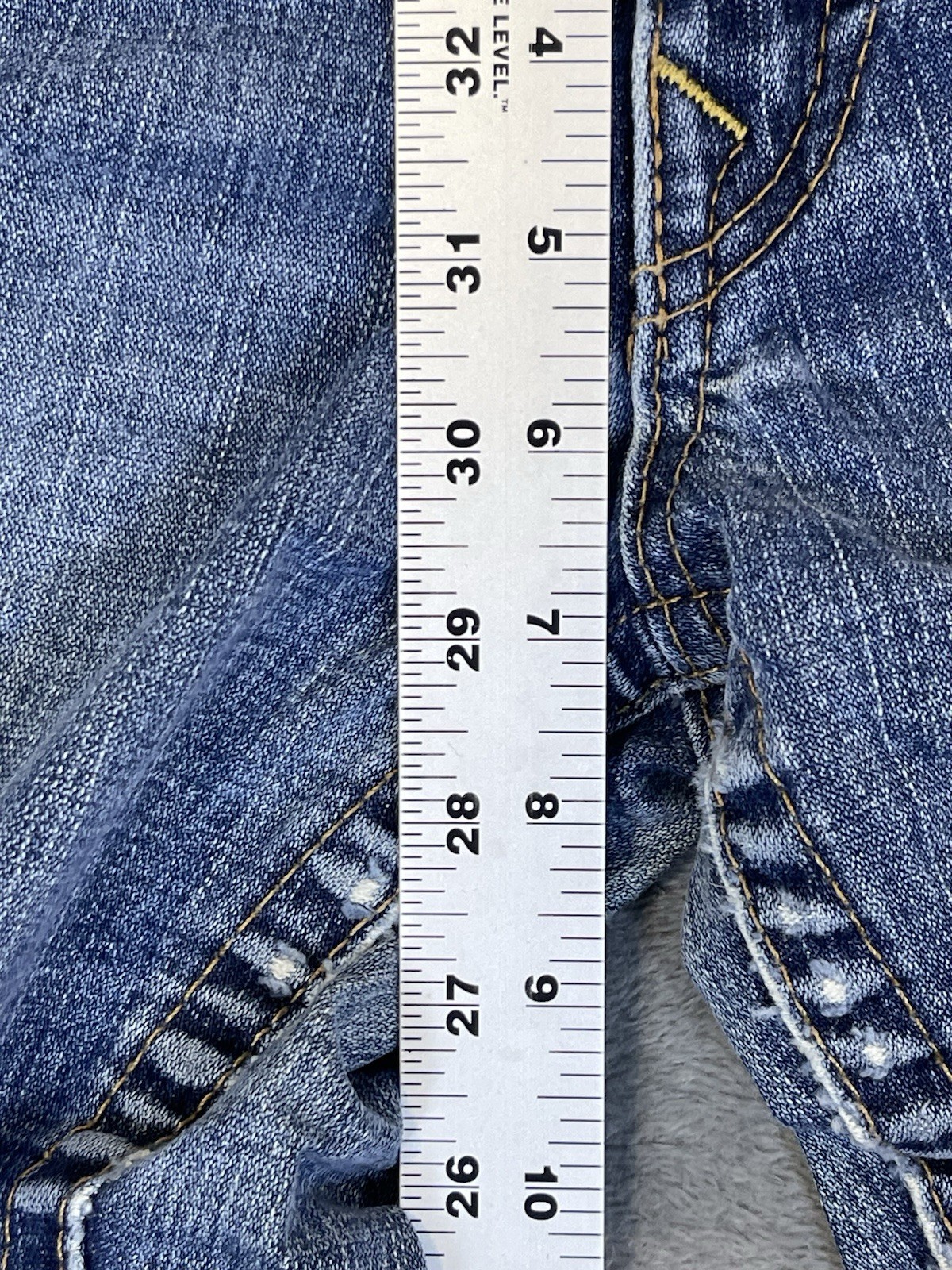Picture 4 of 11