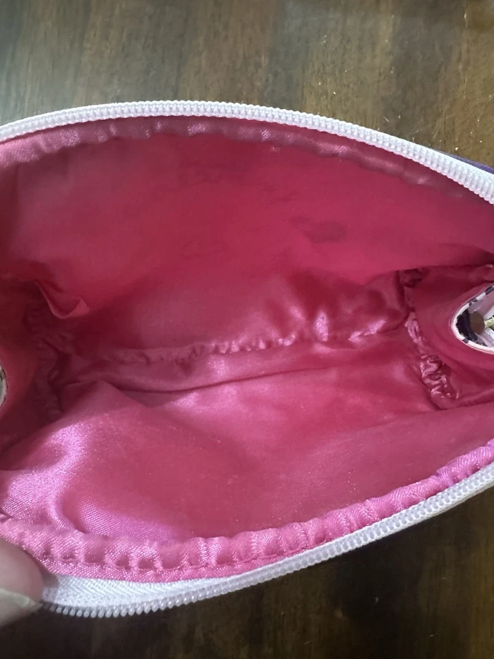 Bolso de viaje cosmético Vera Wang Princess con cremallera Foto 3 de 4