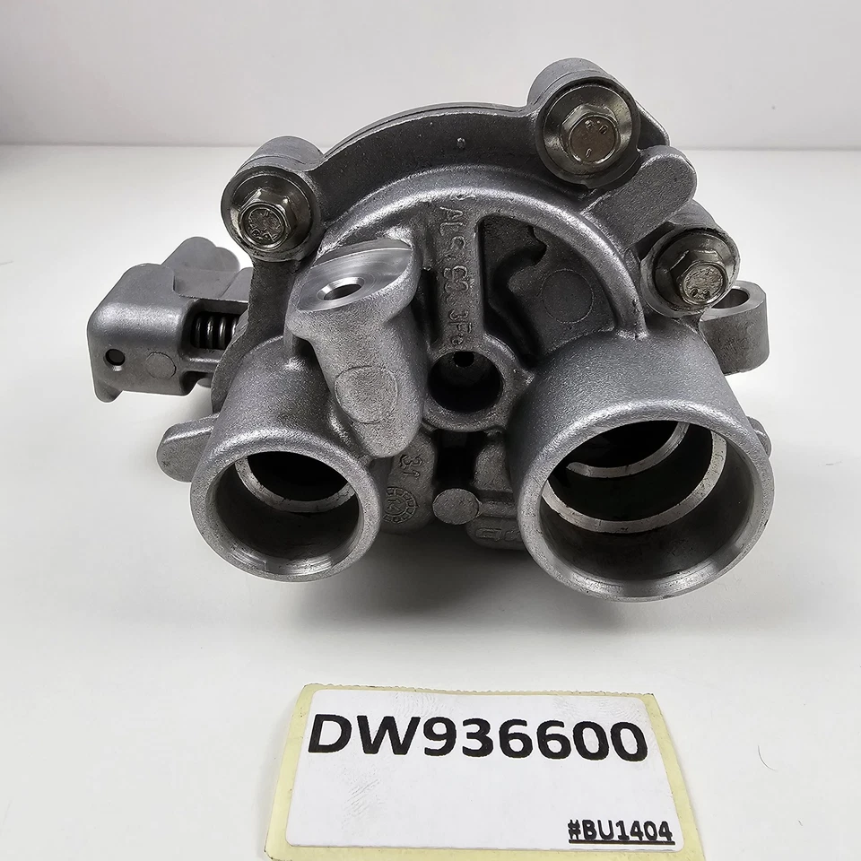 2012-2016 Land Rover Range Rover Sport ENGINE OIL PUMP DW936600 - Image 3 of 4
