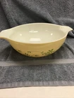 Vintage Pyrex Shenandoah Cinderella 4 quart Nesting Bowl 444 Yellow Green Vines