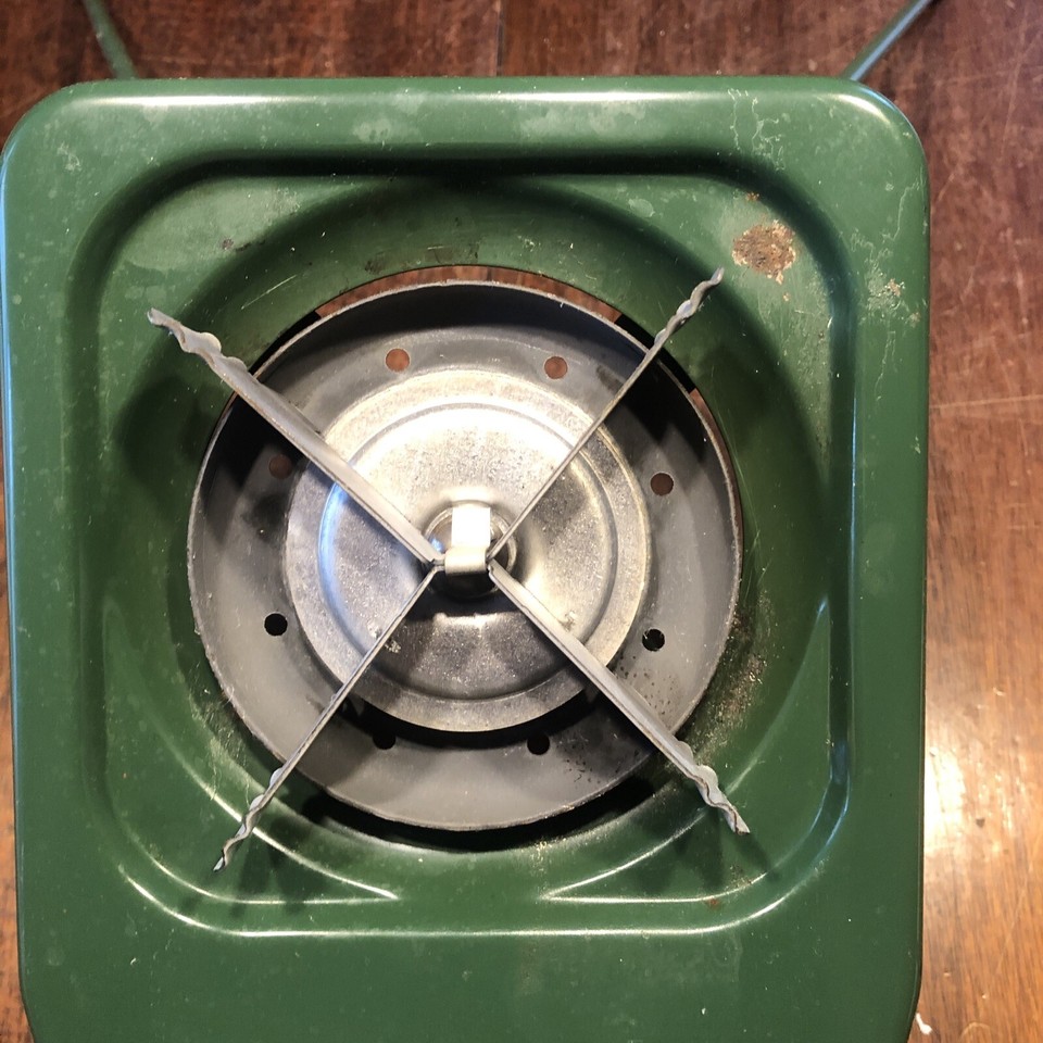 VINTAGE COLEMAN 5418B700 Camp Stove With Box eBay