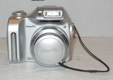Fujifilm FinePix 2800 Zoom 2.0MP Digital Camera - Silver