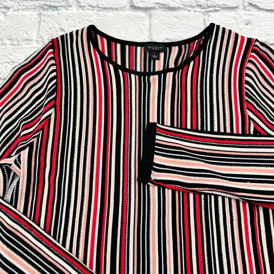 Suéter Ann Taylor Factory para mujer L rosa negro tejido a rayas manga larga Foto 2 de 4