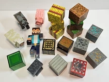 Mojang Minecraft Herobrine Glow-in-the-Dark Eyes 4in (Redlava Toys) Jazwares INC