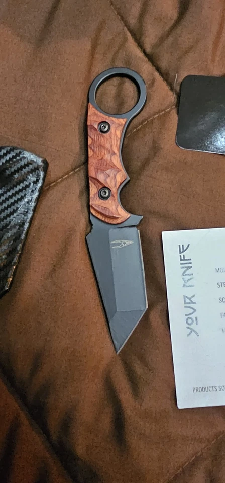 Cuchillo de hoja fija Dagr & Nott Ringed Tonto Crimson Out Full Tang Foto 2 de 4